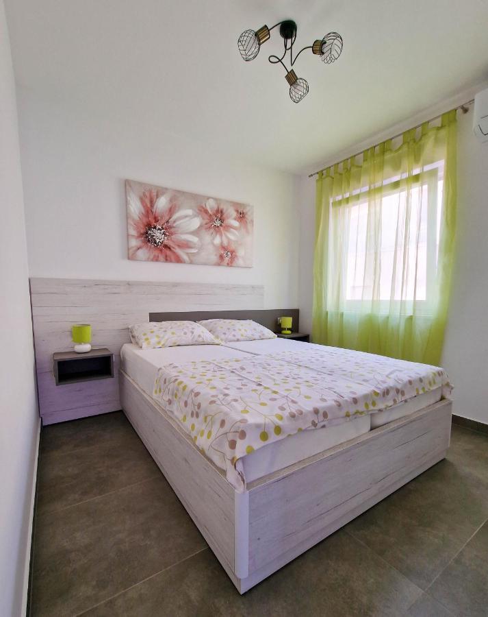 Villa Poseidon Novaglia Esterno foto