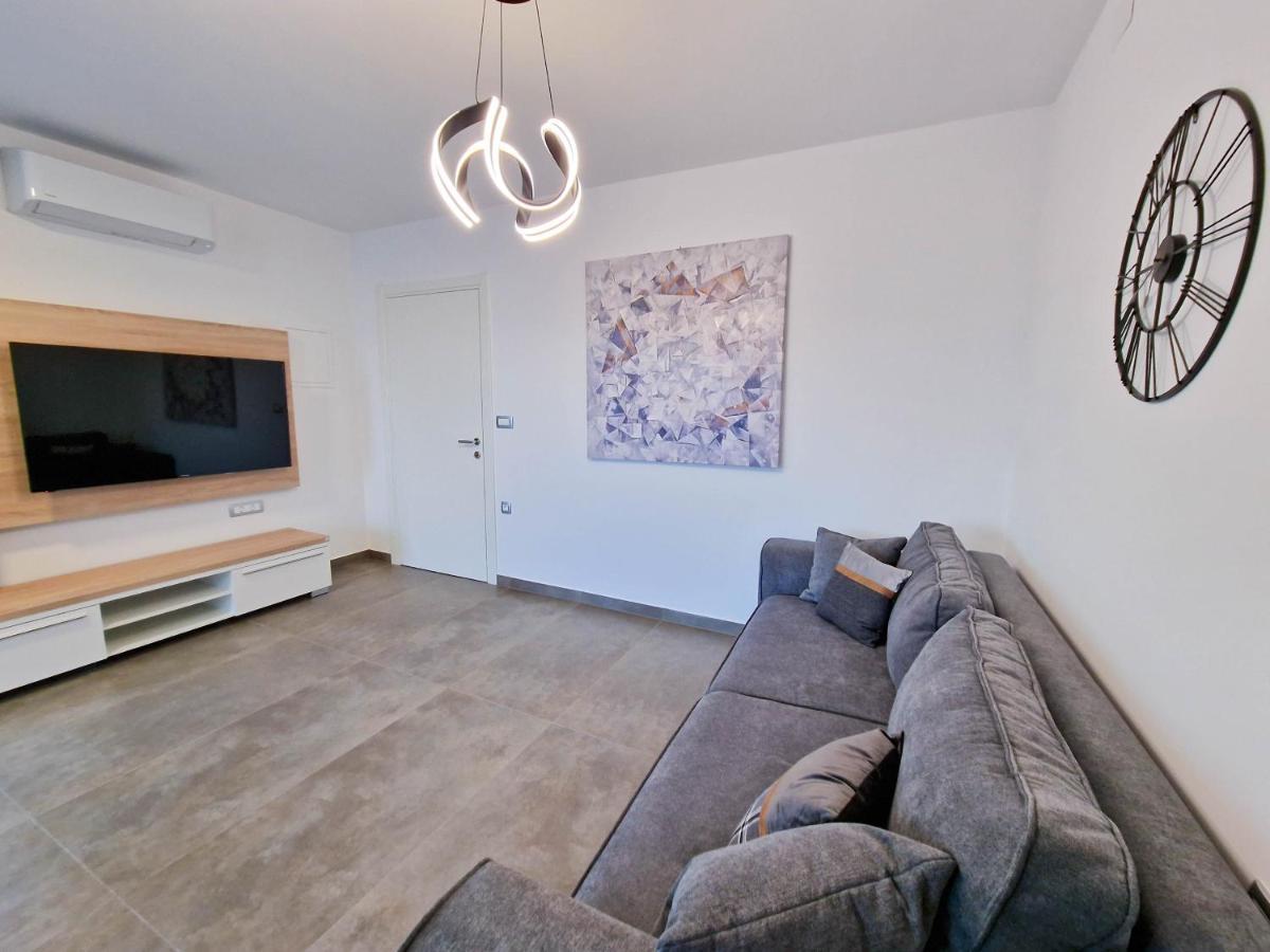 Villa Poseidon Novaglia Esterno foto