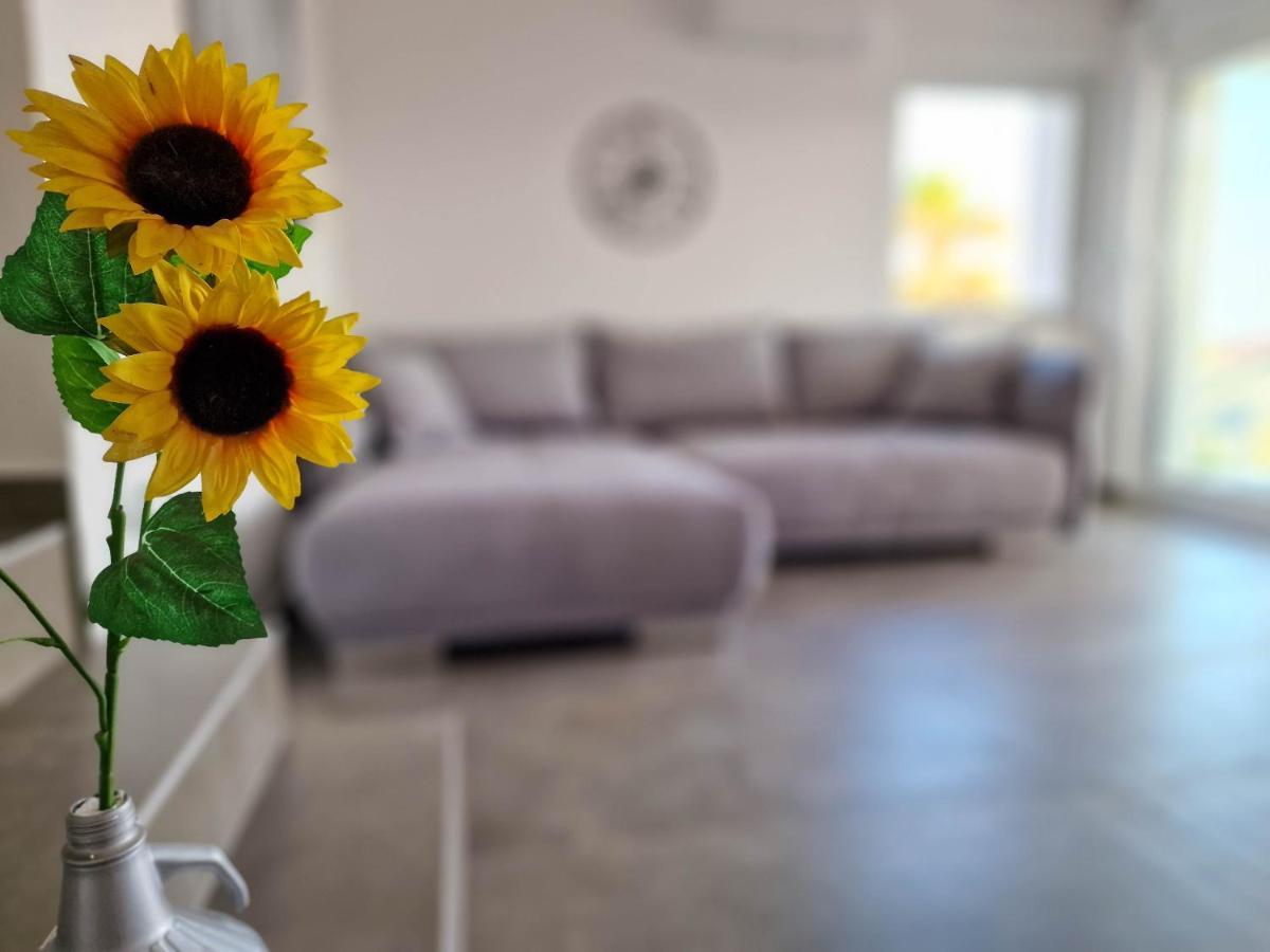 Villa Poseidon Novaglia Esterno foto