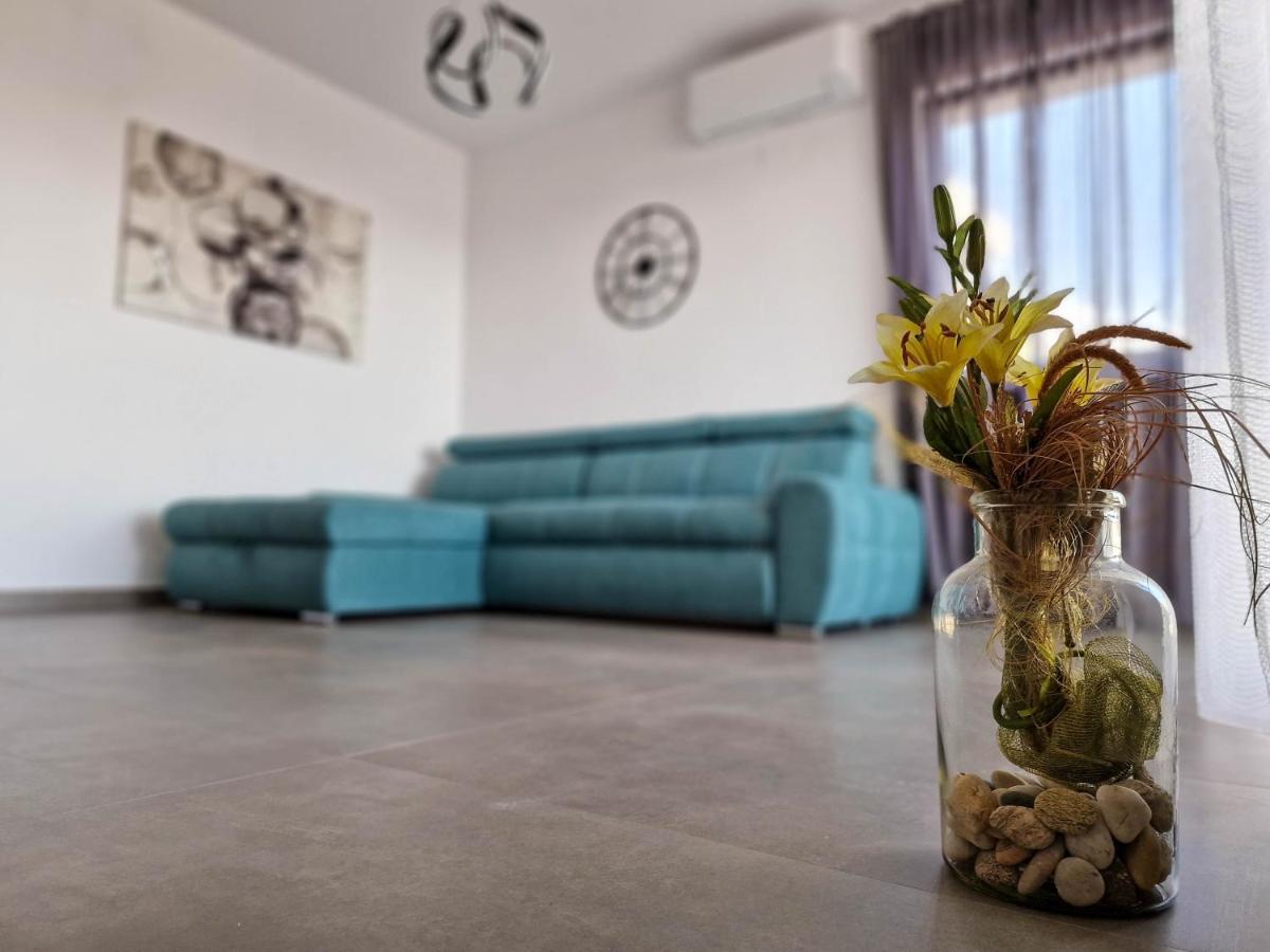 Villa Poseidon Novaglia Esterno foto