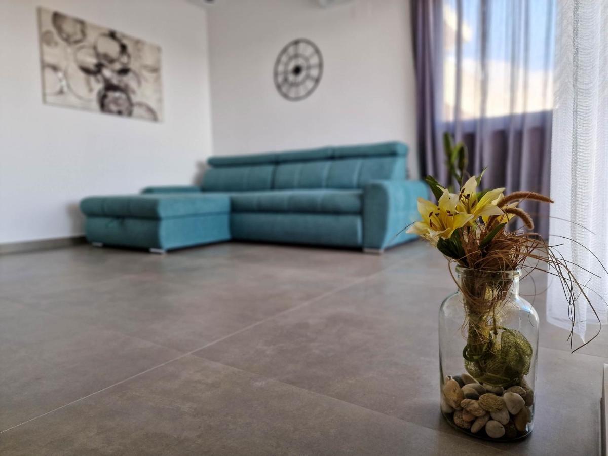 Villa Poseidon Novaglia Esterno foto