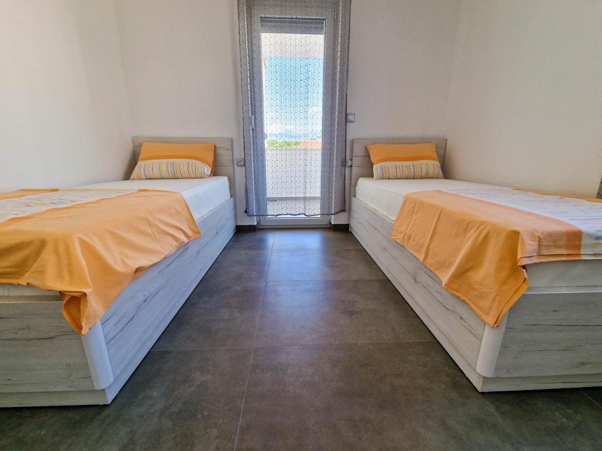 Villa Poseidon Novaglia Esterno foto